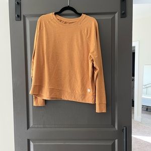 Vuori Long Sleeve Halo Crew